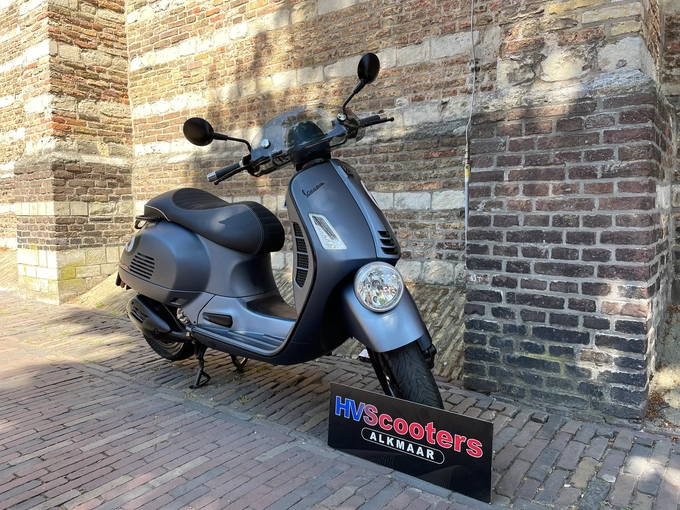 Vespa GTV 300 Sei Giorni