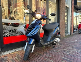 Piaggio Zip SP Midnight Blue