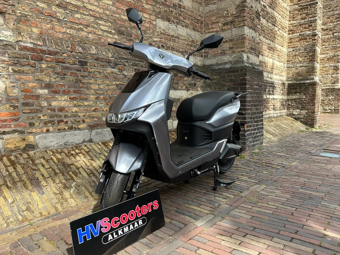 Yadea T9L NIEUW