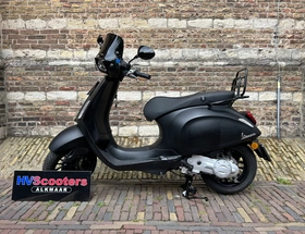 Vespa Sprint Notte E4