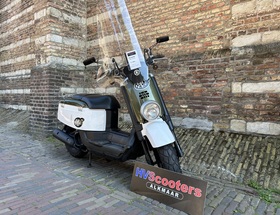 Yamaha Giggle 