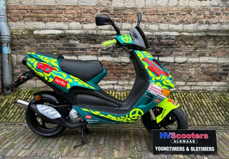 Aprilia SR 50 LC Rossi Edition