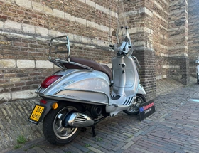 Vespa Primavera Touring 4T 2V