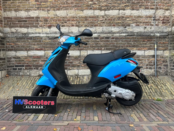 Piaggio Zip SP