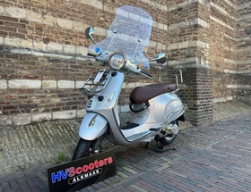 Vespa Primavera Touring 4T 2V