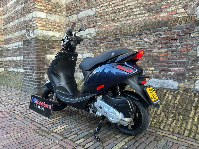 Piaggio Zip SP