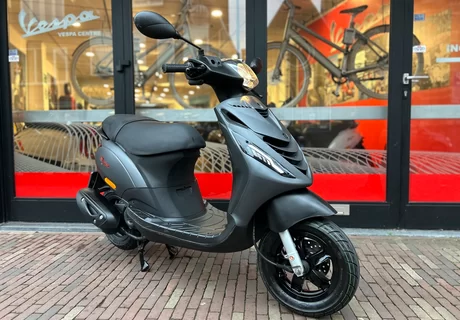 Piaggio Zip SP Grigio Titanio