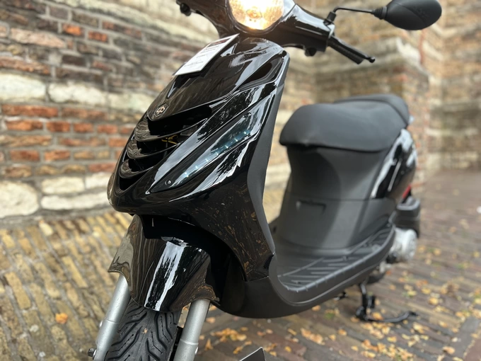 Piaggio Zip SP E4