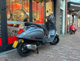 Vespa Sprint Grigio Titanio