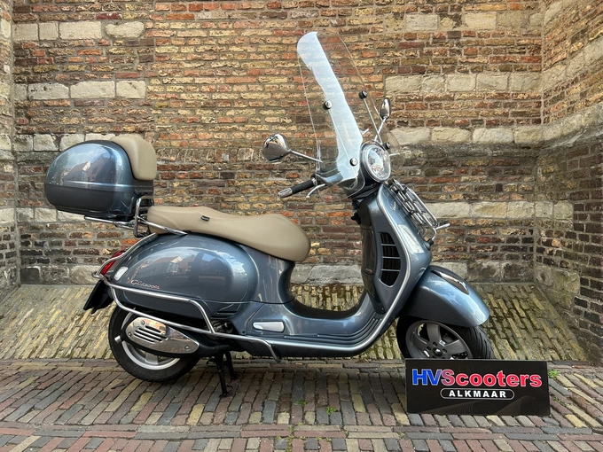 Vespa GTS 300