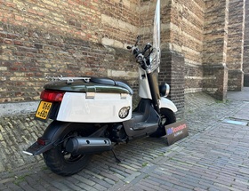 Yamaha Giggle 