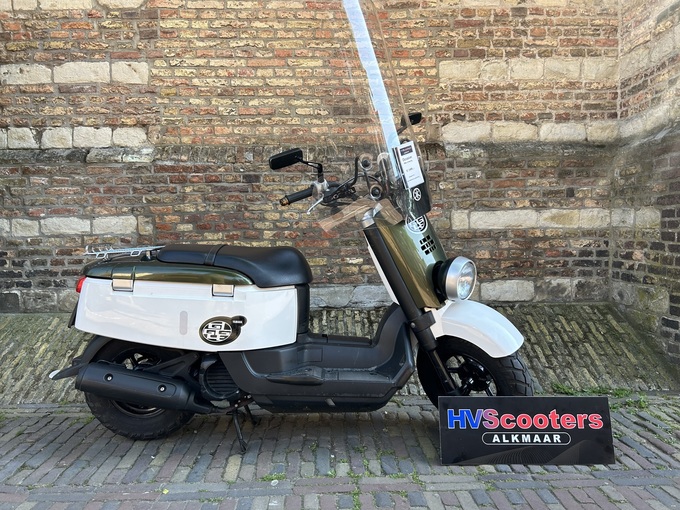 Yamaha Giggle 