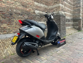 Piaggio Zip SP Black Silver