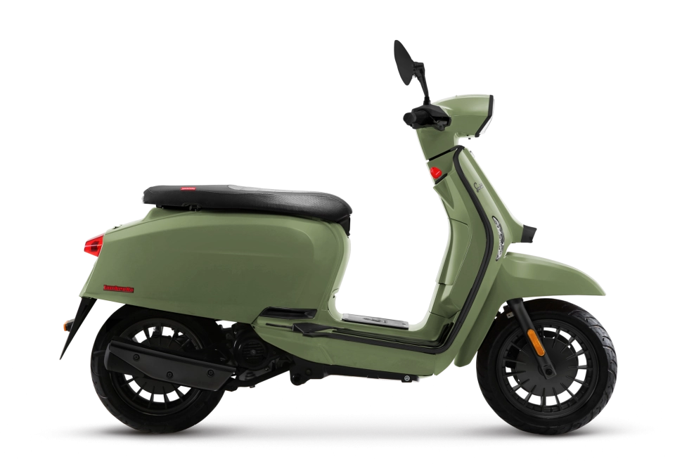 GREEN MAT / Black Seat