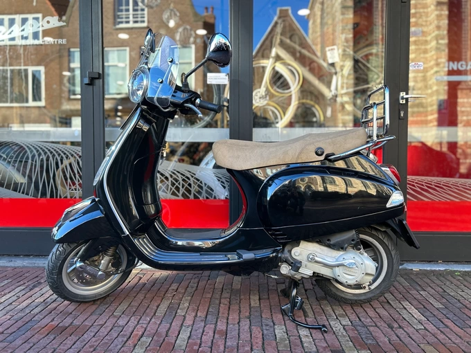 Vespa LX 4T 2V