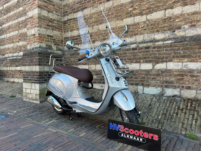Vespa Primavera Touring 4T 2V