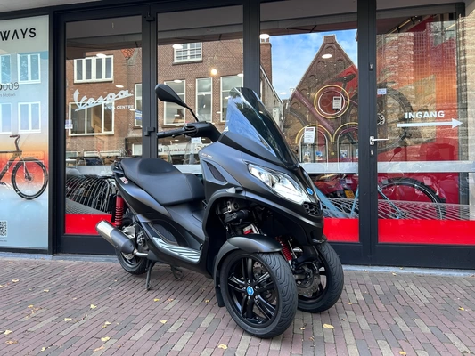 Piaggio MP3 300 HPE