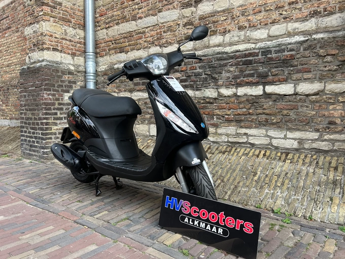 Piaggio Zip 4T 2V