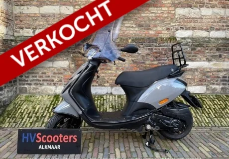 Piaggio Zip