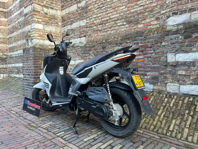 Kymco Super 8 R