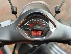 Vespa GTS 125