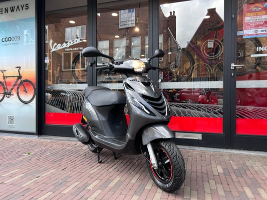 Piaggio Zip SP E4