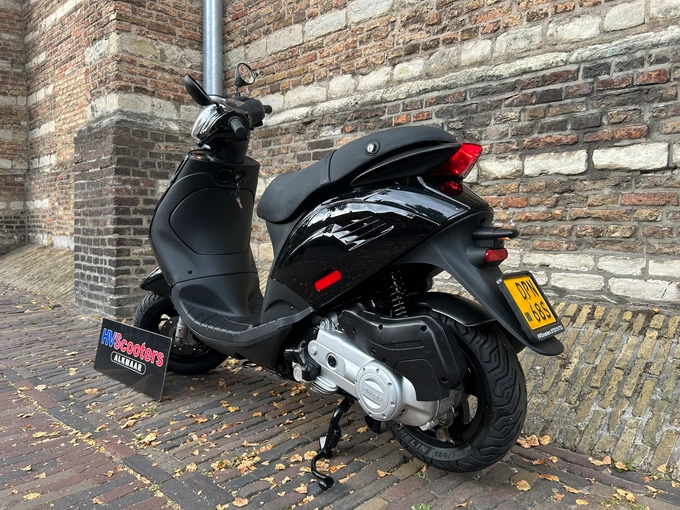 Piaggio Zip SP E4
