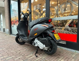 Piaggio Zip SP Grigio Titanio
