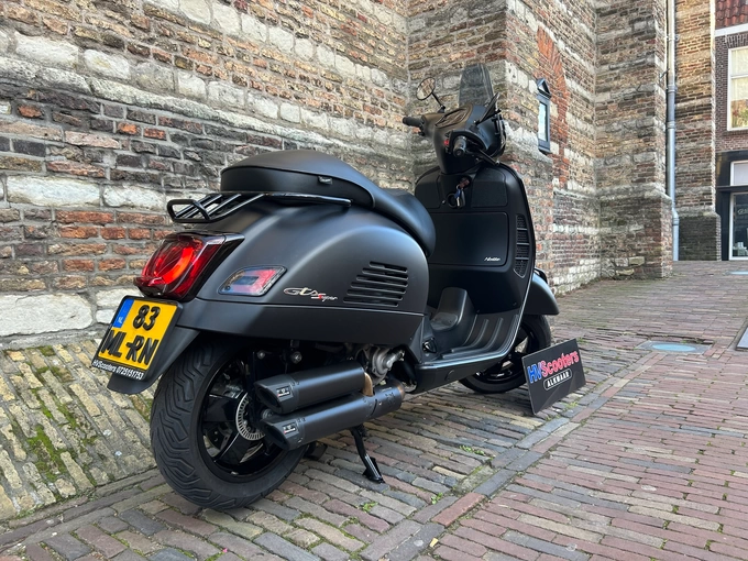 Vespa GTS Super 300 HPE
