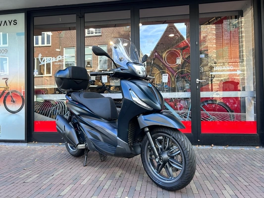 Piaggio Beverly S 400