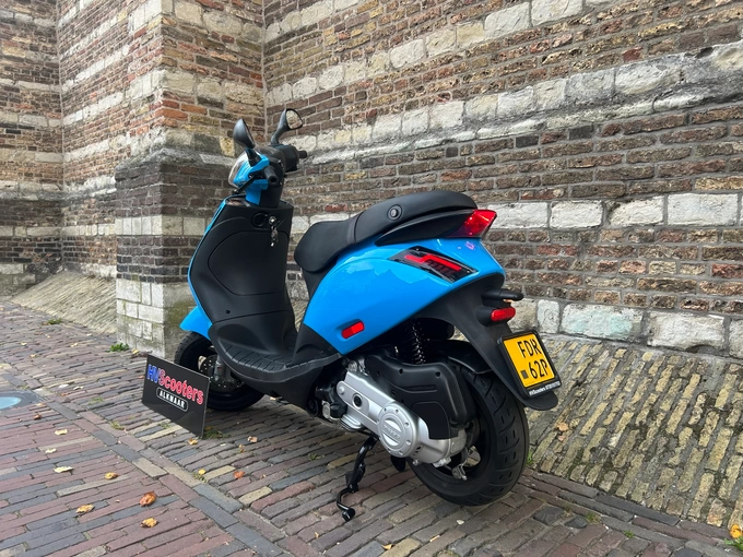 Piaggio Zip SP