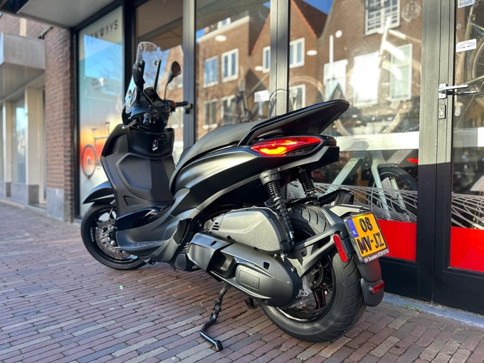 Piaggio Beverly 400 HPE