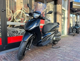 Piaggio Beverly 400 HPE