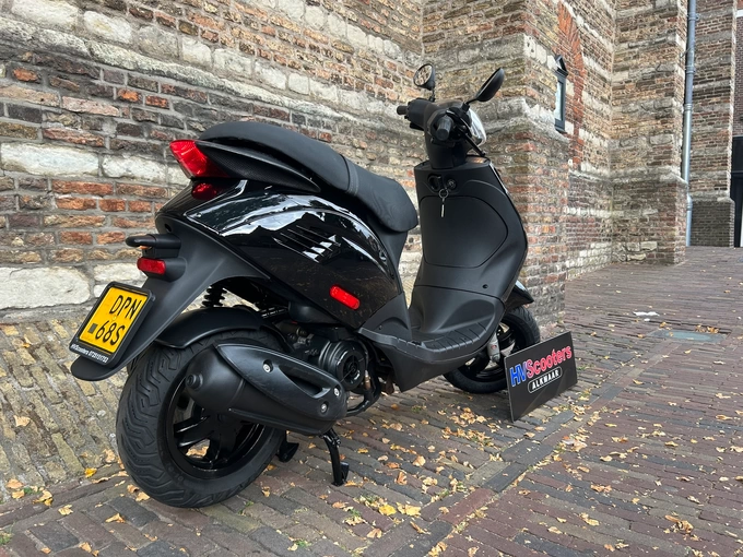 Piaggio Zip SP E4