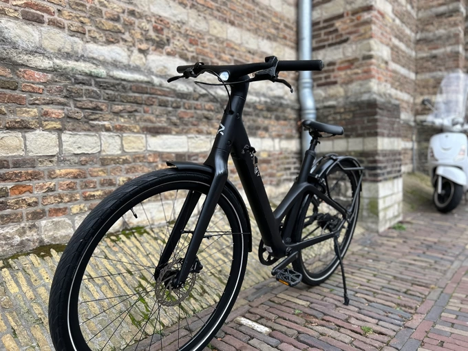 Reany W1 Night Black