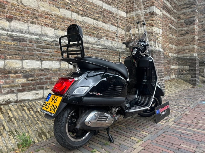 Vespa GTS 300 HPE