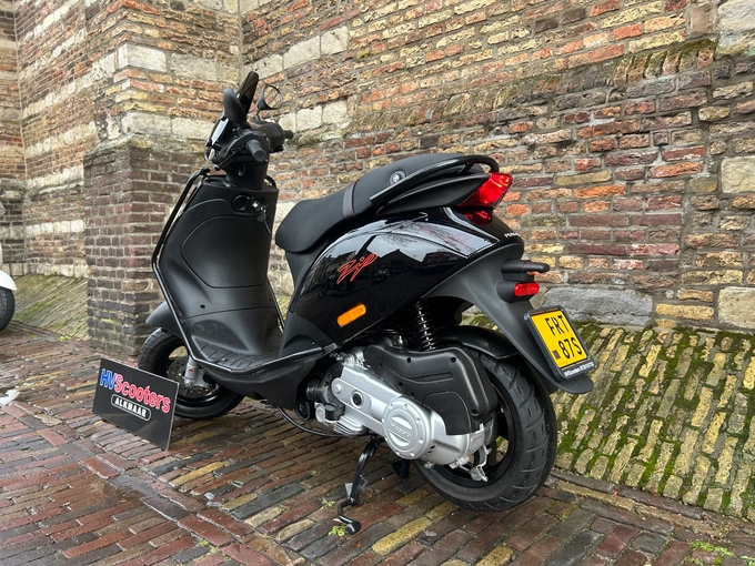 Piaggio Zip SP 2024