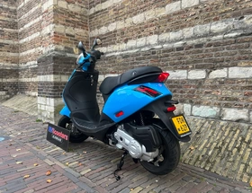 Piaggio Zip SP