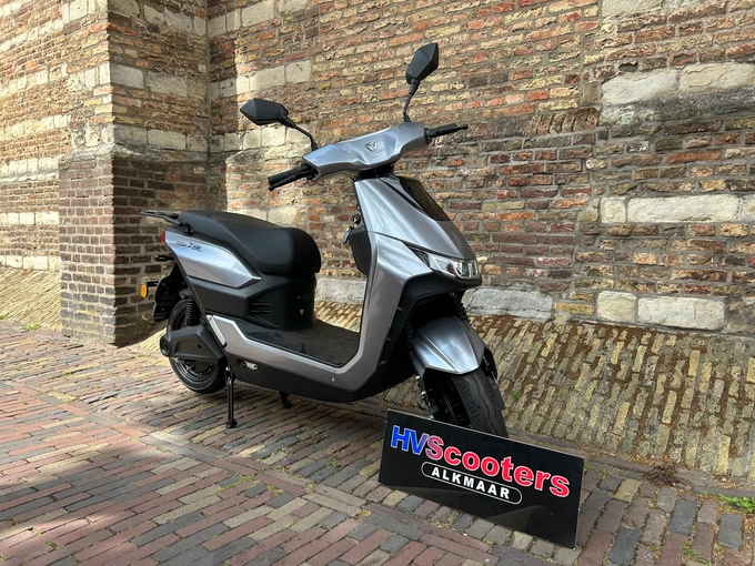 Yadea T9L NIEUW