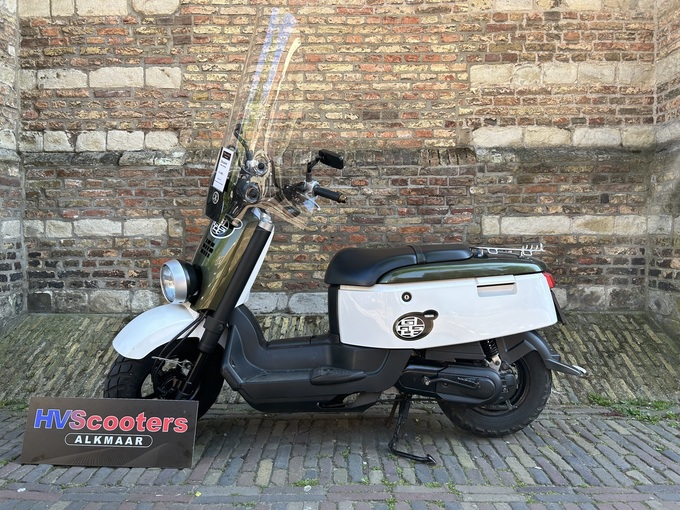 Yamaha Giggle 