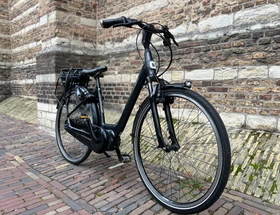 Giant GrandTour E+